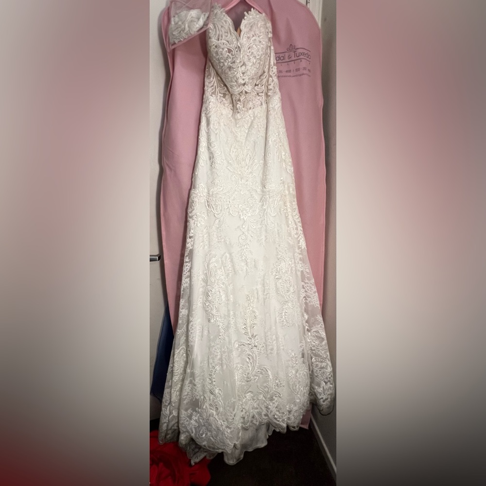 Wedding dress
